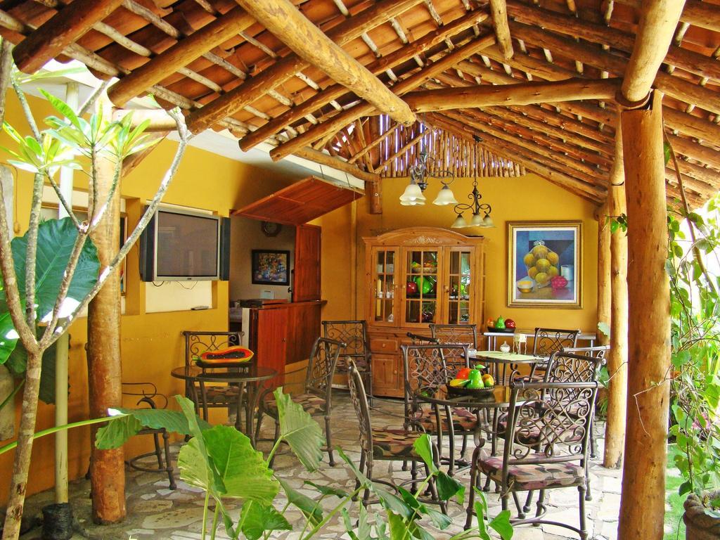 Hotel Colonnade Nicaragua 마나과 외부 사진