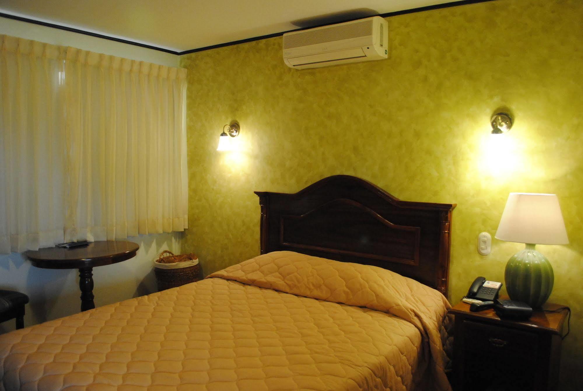 Hotel Colonnade Nicaragua 마나과 외부 사진